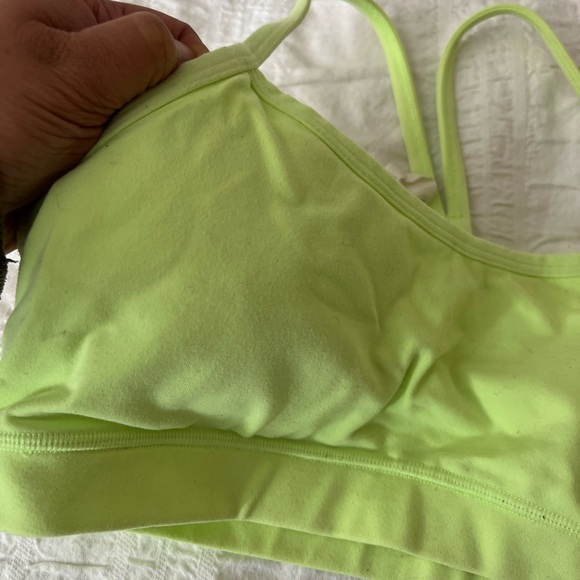 Lululemon sports bra - size 10 - Picture 4 of 4